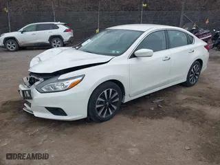 2018 Nissan Altima 2.5 SL with VIN 1N4AL3AP5JC199495, listed as a IAAI auction lot 41665962 with 136,814 mi miles. Bid and sale history available at carsss.com. Image 2.