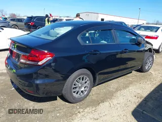 2015 Honda Civic Sedan LX with VIN 19XFB2E57FE005765, listed as a IAAI auction lot 41642913 with 187,909 mi miles. Bid and sale history available at carsss.com. Image 4.