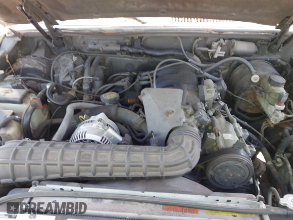 1996 Ford Explorer XL z VIN 1FMDU34XXTUD00720, wystawiony jako IAAI lot #41881522 z przebiegiem 156 194 mil mil oraz . Historia ofert i sprzedaży dostępna na DreamBid. Obrazek 10.