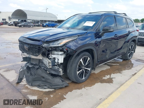 2022 Toyota Highlander XSE z VIN 5TDLZRAHXNS132750, wystawiony jako IAAI lot #42041166 z przebiegiem 39 793 mil mil oraz . Historia ofert i sprzedaży dostępna na DreamBid. Obrazek 21.