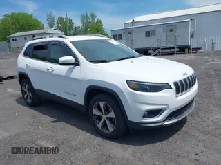 2019 Jeep Cherokee Limited z VIN 1C4PJMDX2KD239071, wystawiony jako IAAI lot #42244315 z przebiegiem 99 135 mil mil oraz . Historia ofert i sprzedaży dostępna na DreamBid. Obrazek 1.