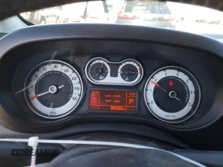 2017 FIAT 500L Trekking z VIN ZFBCFADH5HZ040117, wystawiony jako Copart lot #82126574 z przebiegiem 80 025 mil mil oraz Szkody całkowita. Historia ofert i sprzedaży dostępna na DreamBid. Obrazek 9.