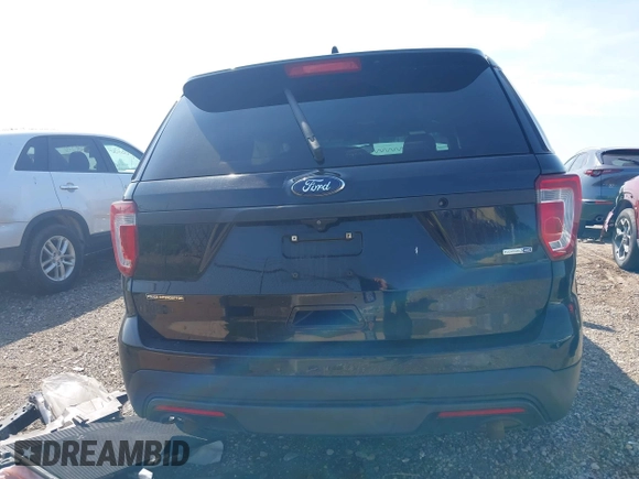 2017 Ford Police Interceptor Utility with VIN 1FM5K8AR2HGB15810, listed as a IAAI auction lot 42560147 with 118,224 mi miles and . Bid and sale history available at DreamBid. Image 16.