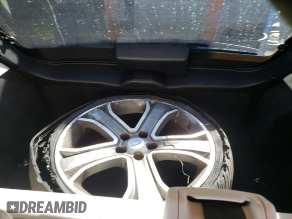 2011 Land Rover Range Rover with VIN SAL5H2E47BA266615, listed as a Copart auction lot 39934113 with 95,183 mi miles and Salvage Title. Bid and sale history available at DreamBid. Image 10.
