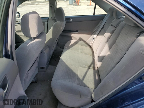 2005 Toyota Camry LE with VIN 4T1BF32K15U105357, listed as a Copart auction lot 53612715 with 166,159 mi miles and Salvage Title. Bid and sale history available at DreamBid. Image 10.