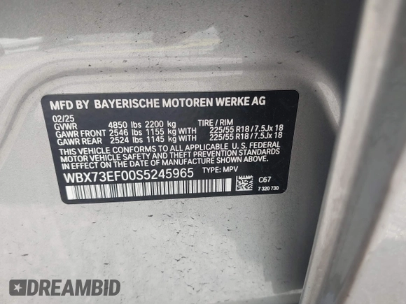 2025 BMW X1 xDrive28i z VIN WBX73EF00S5245965, wystawiony jako IAAI lot #42130223 z przebiegiem 2 442 mil mil oraz . Historia ofert i sprzedaży dostępna na DreamBid. Obrazek 9.