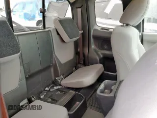 2021 Toyota Tacoma SR z VIN 3TYRX5GN4MT007896, wystawiony jako Copart lot #55284685 z przebiegiem 95 815 mil mil oraz Szkoda całkowita • Salvage title. Historia ofert i sprzedaży dostępna na DreamBid. Obrazek 10.
