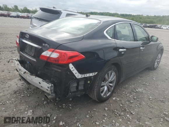 2013 Infiniti M z VIN JN1BY1AR5DM604133, wystawiony jako Copart lot #56890095 z przebiegiem 202 593 mil mil oraz Szkoda całkowita • Salvage title. Historia ofert i sprzedaży dostępna na DreamBid. Obrazek 3.