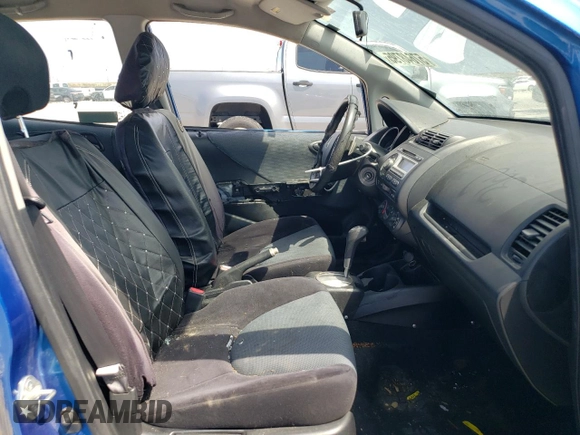 2008 Honda Fit Sport z VIN JHMGD386X8S062730, wystawiony jako Copart lot #57648795 z przebiegiem 233 820 mil mil oraz Szkoda całkowita • Salvage title. Historia ofert i sprzedaży dostępna na DreamBid. Obrazek 7.