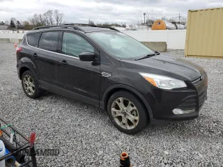 2013 Ford Escape SE with VIN 1FMCU9G97DUC60299, listed as a Copart auction lot 53246125 with 153,861 mi miles and Clean Title. Bid and sale history available at DreamBid. Image 4.