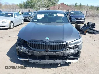 2021 BMW 3 Series 330i xDrive with VIN 3MW5R7J08M8C03343, listed as a IAAI auction lot 42061147 with 34,941 mi miles and . Bid and sale history available at DreamBid. Image 13.