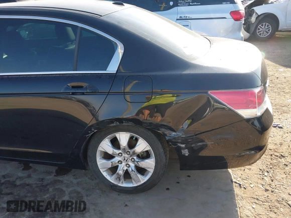 2010 Honda Accord EX-L z VIN 1HGCP2F88AA135077, wystawiony jako IAAI lot #42245100 z przebiegiem 149 394 mil mil oraz . Historia ofert i sprzedaży dostępna na DreamBid. Obrazek 6.