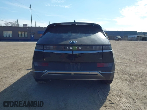 2024 Hyundai Ioniq 5 SE z VIN KM8KMDDF1RU328936, wystawiony jako IAAI lot #41983318 z przebiegiem 16 900 mil mil oraz . Historia ofert i sprzedaży dostępna na DreamBid. Obrazek 16.