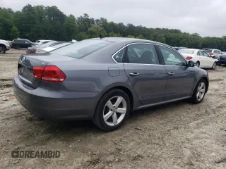 2013 Volkswagen Passat SE z VIN 1VWBP7A39DC123321, wystawiony jako Copart lot #58780315 z przebiegiem 110 132 mil mil oraz Czysty tytuł • Clean title. Historia ofert i sprzedaży dostępna na DreamBid. Obrazek 3.