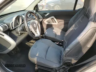 2008 Smart fortwo Pure with VIN WMEEJ31X78K151323, listed as a Copart auction lot 60921075 with 65,738 mi miles and Clean title. Bid and sale history available at DreamBid. Image 7.