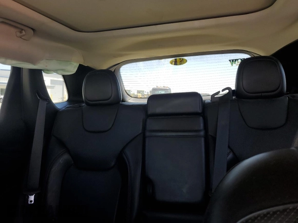 2019 Jeep Cherokee Trailhawk Elite z VIN 1C4PJMBXXKD309306, wystawiony jako Copart lot #53428305 z przebiegiem 99 448 mil mil oraz Szkoda całkowita • Salvage title. Historia ofert i sprzedaży dostępna na DreamBid. Obrazek 10.
