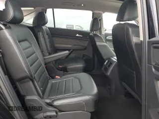 2022 Volkswagen Atlas SEL Premium R-Line with VIN 1V2FR2CA7NC518322, listed as a Copart auction lot 57671035 with 61,653 mi miles and Clean title. Bid and sale history available at DreamBid. Image 11.