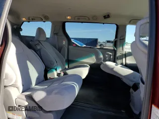 2016 Toyota Sienna LE AAS with VIN 5TDKK3DC7GS692855, listed as a Copart auction lot 50134735 with 202,252 mi miles and Salvage Title. Bid and sale history available at carsss.com. Image 11.
