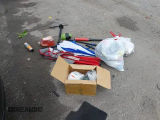 2023 Tesla Model 3 z VIN 5YJ3E1EA4PF433466, wystawiony jako IAAI lot #42249247 z przebiegiem 39 808 mil mil oraz . Historia ofert i sprzedaży dostępna na DreamBid. Obrazek 12.