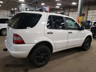 2001 Mercedes-Benz M 320/430/500 with VIN 4JGAB72E51A222489, listed as a Copart auction lot 51674925 with 226,108 mi miles and Clean title. Bid and sale history available at DreamBid. Image 3.