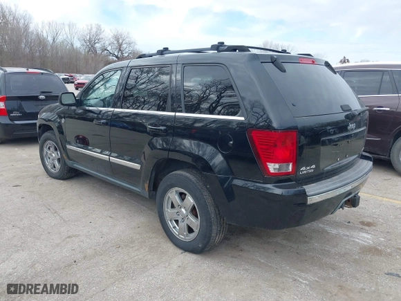 2007 Jeep Grand Cherokee Limited with VIN 1J8HR58277C634743, listed as a IAAI auction lot 41886012 with 197,209 mi miles. Bid and sale history available at carsss.com. Image 3.