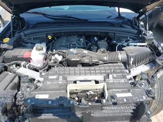 2025 Jeep Grand Cherokee Altitude X z VIN 1C4RJHAG9SC268299, wystawiony jako IAAI lot #42475401 z przebiegiem 2 649 mil mil oraz . Historia ofert i sprzedaży dostępna na DreamBid. Obrazek 10.