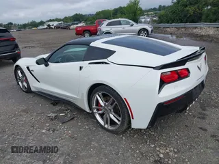 2015 Chevrolet Corvette Z51 3LT z VIN 1G1YM2D72F5119618, wystawiony jako IAAI lot #42744702 z przebiegiem Nie podano mil oraz . Historia ofert i sprzedaży dostępna na DreamBid. Obrazek 3.