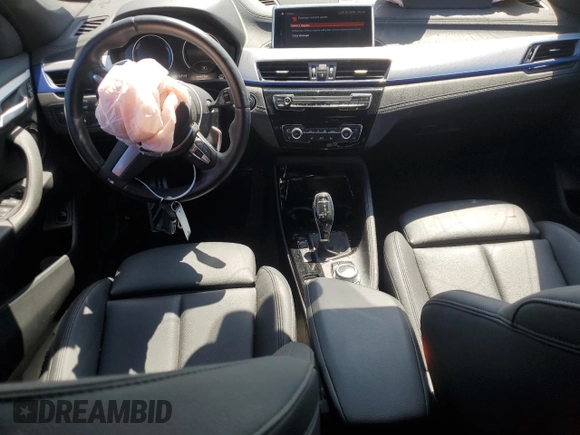 2021 BMW X1 sDrive28i z VIN WBXJG7C04M5U03124, wystawiony jako Copart lot #54447515 z przebiegiem 11 794 mil mil oraz Szkoda całkowita • Salvage title. Historia ofert i sprzedaży dostępna na DreamBid. Obrazek 8.
