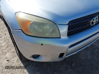 2007 Toyota RAV4 with VIN JTMZD33V775051349, listed as a IAAI auction lot 41647190 with 148,906 mi miles. Bid and sale history available at carsss.com. Image 14.