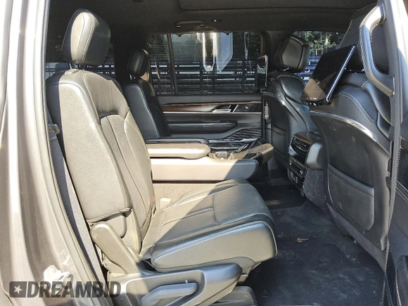 2022 Jeep Grand Wagoneer Series I with VIN 1C4SJVEJ4NS181006, listed as a Copart auction lot 61688685 with 56,840 mi miles and Clean title. Bid and sale history available at DreamBid. Image 11.