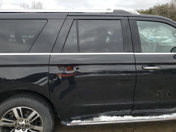 2022 Ford Expedition Max Limited with VIN 1FMJK2AT5NEA27459, listed as a Copart auction lot 44921635 with 19,256 mi miles and Clean Title. Bid and sale history available at carsss.com. Image 11.