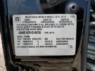 2001 Chevrolet Suburban LS with VIN 3GNEC16T81G168705, listed as a Copart auction lot 71161814 with 183,828 mi miles and Salvage Title. Bid and sale history available at carsss.com. Image 13.