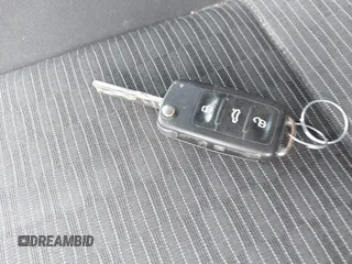 2012 Volkswagen Tiguan S z VIN WVGBV7AX8CW567505, wystawiony jako IAAI lot #42311708 z przebiegiem 127 566 mil mil oraz . Historia ofert i sprzedaży dostępna na DreamBid. Obrazek 11.