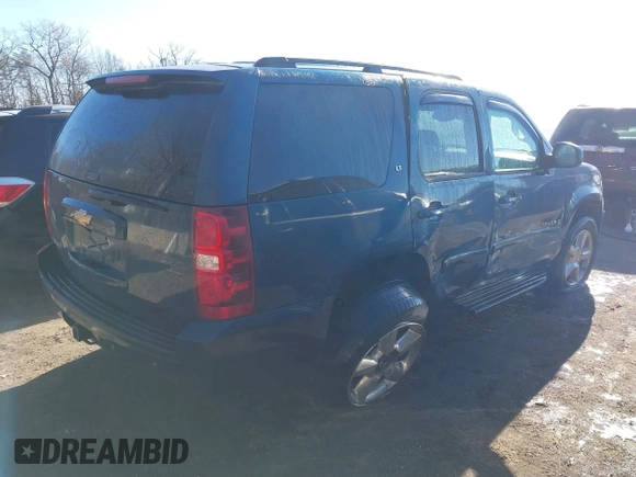 2007 Chevrolet Tahoe LTZ z VIN 1GNFK13047R146971, wystawiony jako IAAI lot #41015459 z przebiegiem 230 156 mil mil oraz . Historia ofert i sprzedaży dostępna na DreamBid. Obrazek 6.