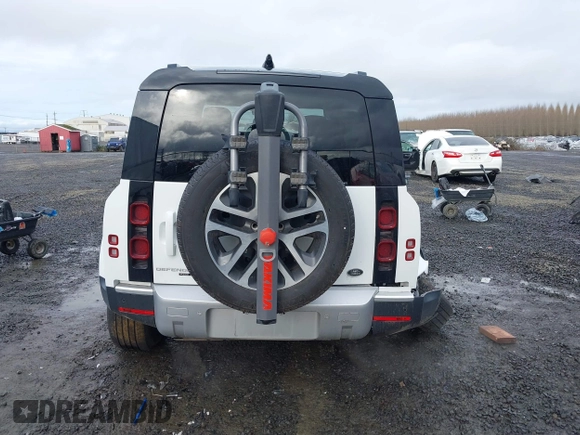 2020 Land Rover Defender HSE z VIN SALE9EEUXL2025865, wystawiony jako IAAI lot #41188195 z przebiegiem 29 756 mil mil oraz . Historia ofert i sprzedaży dostępna na DreamBid. Obrazek 17.