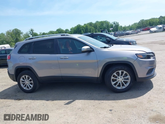 2020 Jeep Cherokee Latitude with VIN 1C4PJMCB6LD585177, listed as a IAAI auction lot 42589679 with 29,075 mi miles and . Bid and sale history available at DreamBid. Image 13.