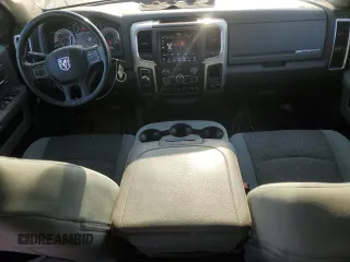 2019 Ram 1500 SLT z VIN 1C6RR6TT0KS678512, wystawiony jako Copart lot #52208685 z przebiegiem 108 986 mil mil oraz Szkoda całkowita • Salvage title. Historia ofert i sprzedaży dostępna na DreamBid. Obrazek 8.