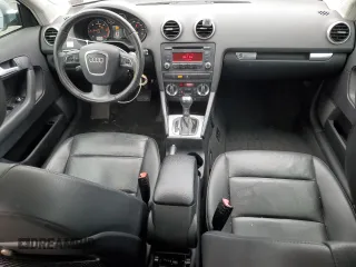 2013 Audi A3 Premium Plus z VIN WAUKJAFM3DA029530, wystawiony jako Copart lot #84448764 z przebiegiem 124 433 mil mil oraz Szkoda całkowita • Salvage title. Historia ofert i sprzedaży dostępna na DreamBid. Obrazek 8.