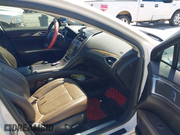 2014 Lincoln MKZ with VIN 3LN6L2GK6ER824334, listed as a IAAI auction lot 41826468 with 109,736 mi miles and . Bid and sale history available at DreamBid. Image 5.