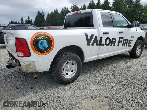 2017 Ram 1500 Tradesman z VIN 1C6RR7FG1HS837373, wystawiony jako Copart lot #59817945 z przebiegiem 90 298 mil mil oraz Szkoda całkowita • Salvage title. Historia ofert i sprzedaży dostępna na DreamBid. Obrazek 3.