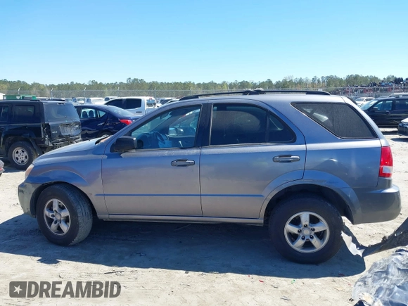 2006 Kia Sorento LX with VIN KNDJD733965596468, listed as a IAAI auction lot 41854438 with 205,028 mi miles and . Bid and sale history available at DreamBid. Image 13.