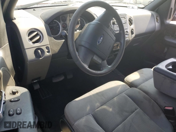 2004 Ford F-150 XL with VIN 1FTRF14524NA68388, listed as a Copart auction lot 60894184 with 186,766 mi miles and Clean Title. Bid and sale history available at DreamBid. Image 8.
