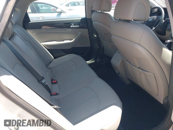 2015 Hyundai Sonata Eco z VIN 5NPE24AA1FH117063, wystawiony jako IAAI lot #42464600 z przebiegiem 252 798 mil mil oraz . Historia ofert i sprzedaży dostępna na DreamBid. Obrazek 8.