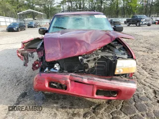 2001 GMC Jimmy SLE with VIN 1GKDT13W912214882, listed as a Copart auction lot 51258815 with 261,664 mi miles and Salvage Title. Bid and sale history available at carsss.com. Image 5.