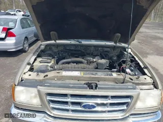 2001 Ford Ranger XL with VIN 1FTYR14V01TA96524, listed as a IAAI auction lot 42035428 with 276,596 mi miles. Bid and sale history available at carsss.com. Image 10.