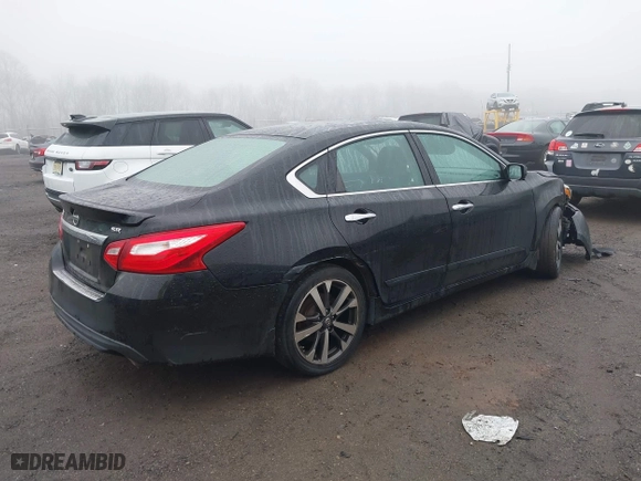 2016 Nissan Altima 2.5 SL with VIN 1N4AL3AP8GC209767, listed as a IAAI auction lot 38190423 with 95,899 mi miles. Bid and sale history available at carsss.com. Image 4.