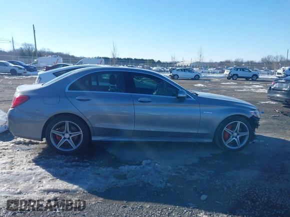 2015 Mercedes-Benz C-Class C 400 with VIN 55SWF6GB7FU018295, listed as a IAAI auction lot 41217523 with 120,822 mi miles. Bid and sale history available at carsss.com. Image 13.