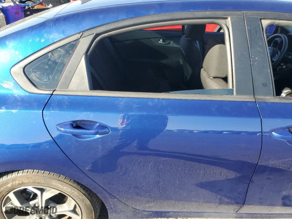 2021 Kia Forte LXS with VIN 3KPF24ADXME386081, listed as a Copart auction lot 46645125 with 63,170 mi miles and Salvage Title. Bid and sale history available at carsss.com. Image 10.