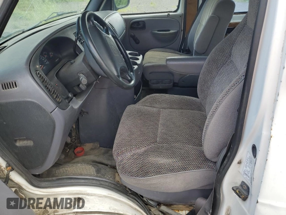 1999 Dodge Cargo z VIN 2B7JB21Y9XK508488, wystawiony jako Copart lot #64641814 z przebiegiem Nie podano mil oraz Nie do naprawy. Historia ofert i sprzedaży dostępna na DreamBid. Obrazek 7.