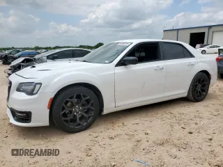 2019 Chrysler 300 Touring with VIN 2C3CCAAG7KH690628, listed as a Copart auction lot 59369515 with 91,820 mi miles and Salvage title. Bid and sale history available at DreamBid. Image 1.